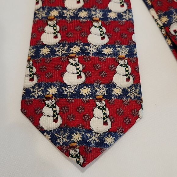 FN Christmas Snowman Tie - Picture 1 of 5